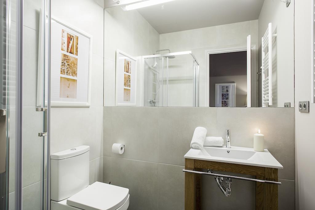 Bachome Gallery B&B Barcelona Bilik gambar