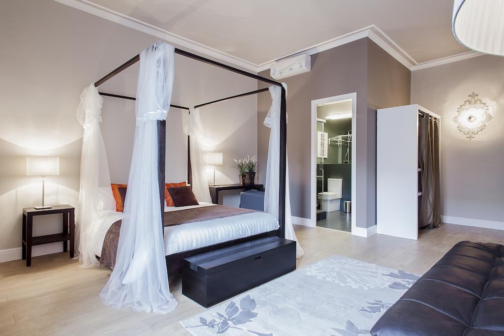 Bachome Gallery B&B Barcelona Bilik gambar