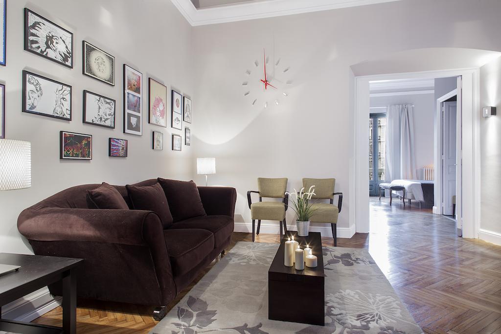 Bachome Gallery B&B Barcelona Bilik gambar